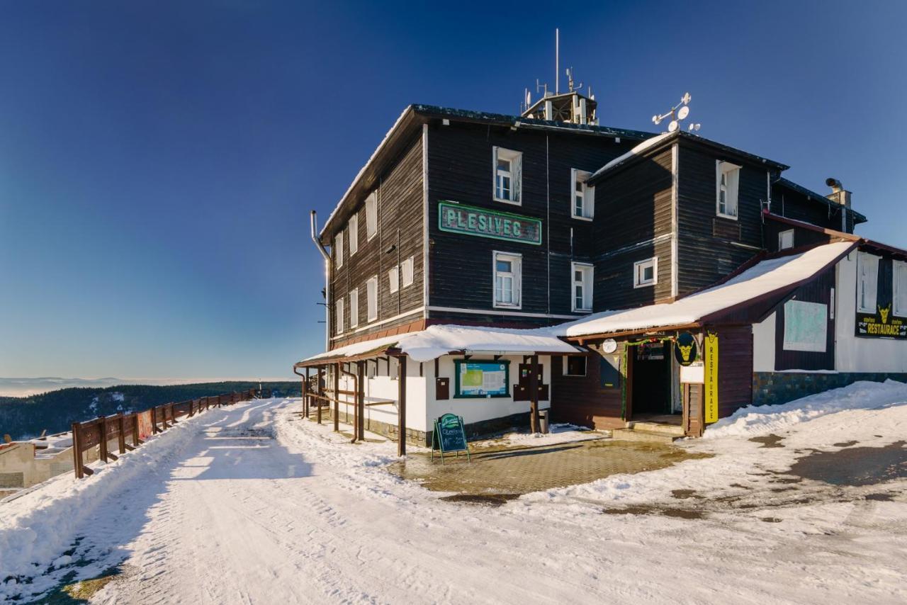 Hotel Plesivec Abertamy Kültér fotó